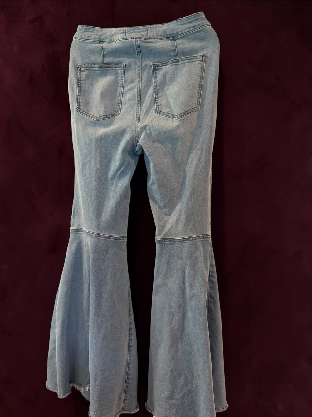 Free People We The Free Flare Jeans Sz 30 Light Wash Raw Hem Boho 70s Bottoms - Picture 8 of 9